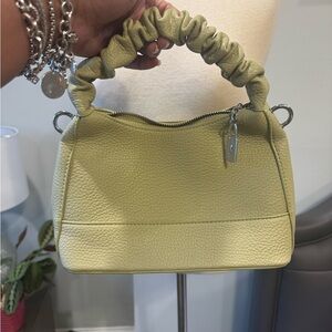 Elegant Ruched Handle Bag in Light Green